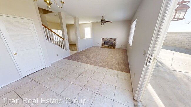Building Photo - 5 br, 2.5 bath House - 952 Cottonwood Dr