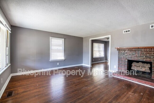 Foto del edificio - 2242 3rd Ave S