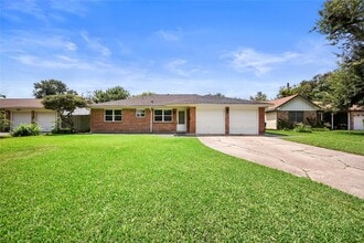 Building Photo - 9631 Truscon Dr