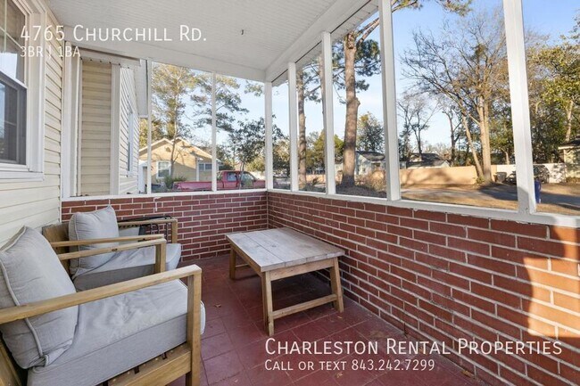 Foto del edificio - 4765 Churchill Rd