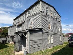 Building Photo - 2419 Pannell St