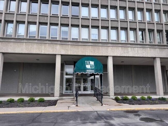 Foto del edificio - 22700 Garrison St