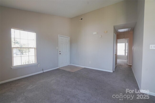 Foto del edificio - 10449 Katie Creek Ct