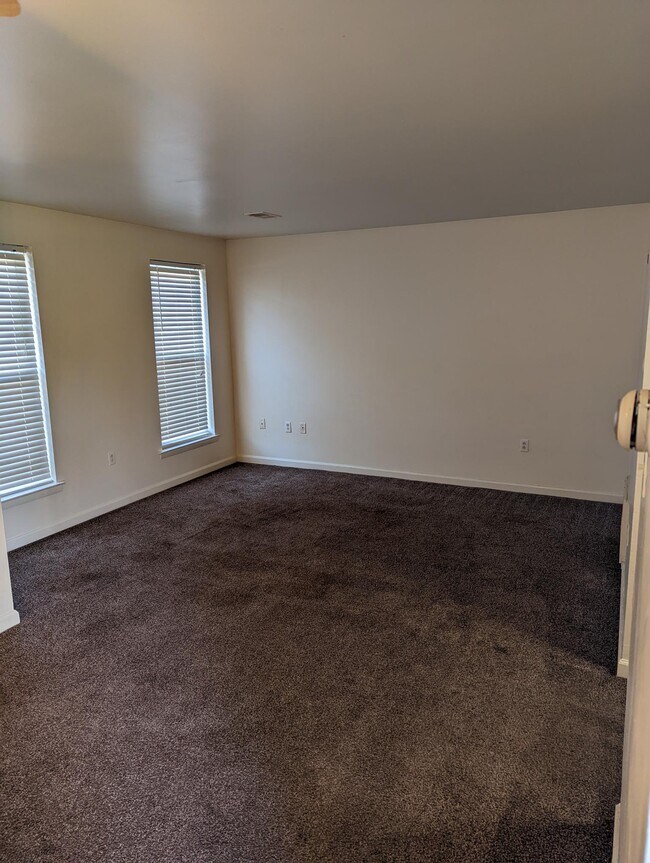 1001 White Oak Rd Unit B11, Dover, DE 19901 Condo for Rent in Dover, DE