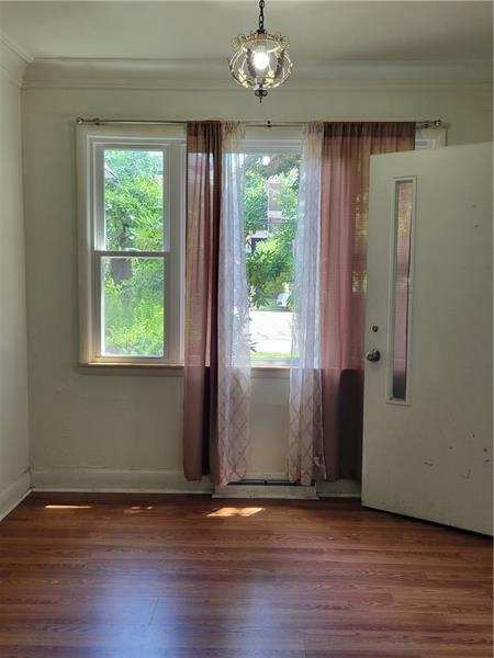 Foto del edificio - 5557 Beacon St