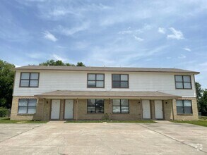 Building Photo - 1208 Monroe Loop
