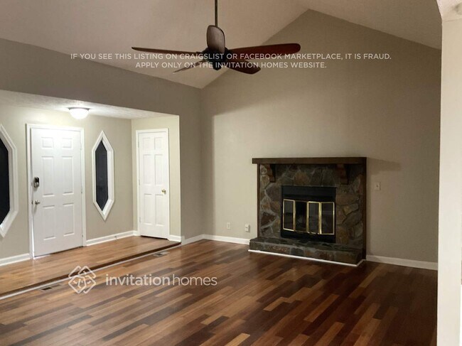 Foto del edificio - 3288 Hidden Bluff Trail