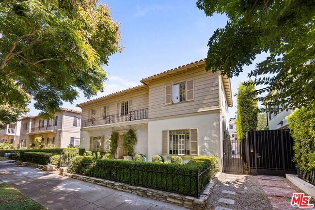Foto del edificio - 148 S Camden Dr