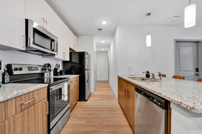 Building Photo - 894 Tiger Blvd