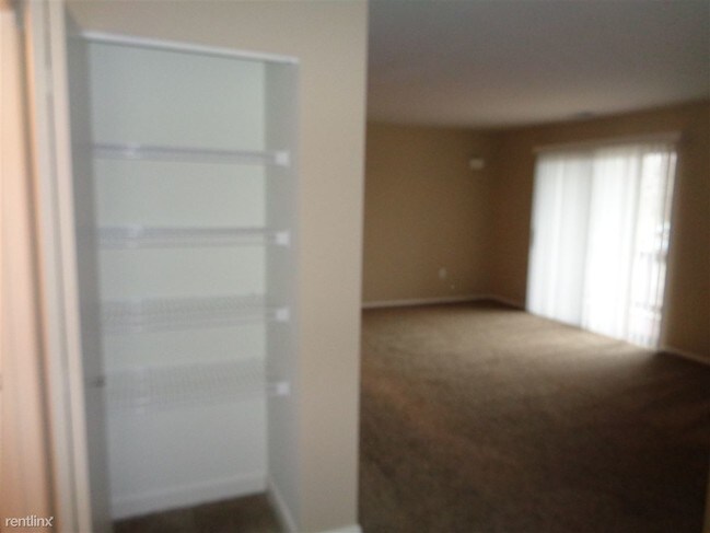 Building Photo - 3300 Denise Dr