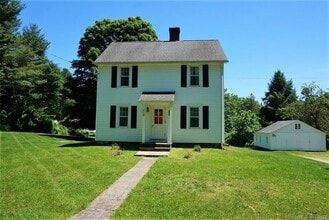Building Photo - 428 Salmon Kill Rd