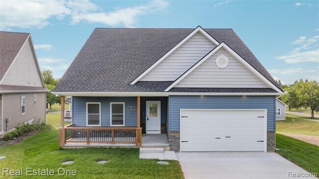 Foto del edificio - 7453 Village Ct