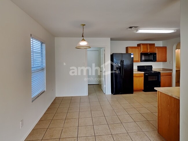 Building Photo - 13131 Asbury Vista