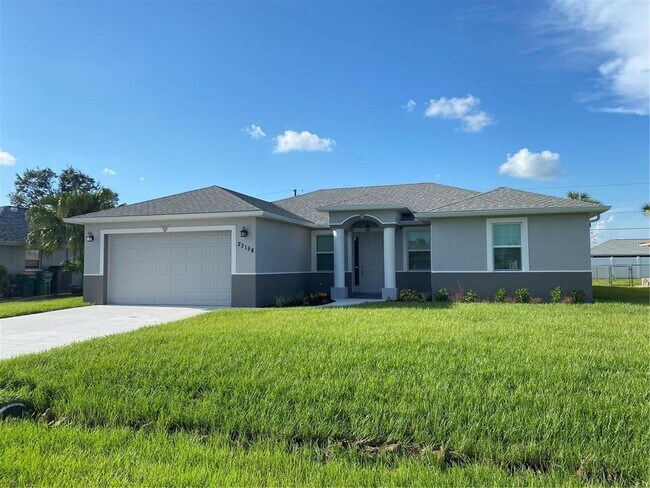 Building Photo - 23158 Lindale Ave