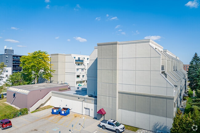 Building Photo - Talisman Square