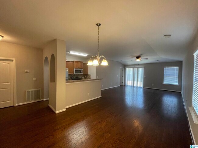 Building Photo - 70 Briar Ridge Ln