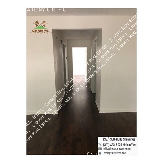 Foto del edificio - 114 Marigny Cir