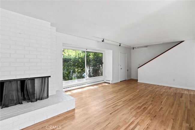 Building Photo - 11761 Sunset Blvd