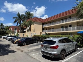 Building Photo - 1300 Moffett St