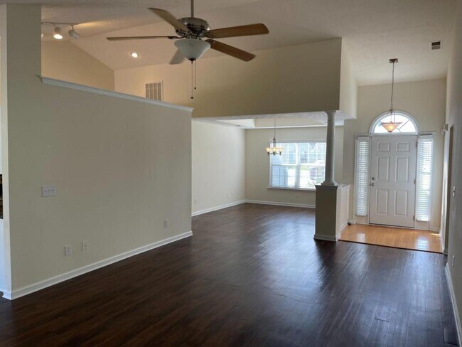Building Photo - 4601 Cypress Bay Ct