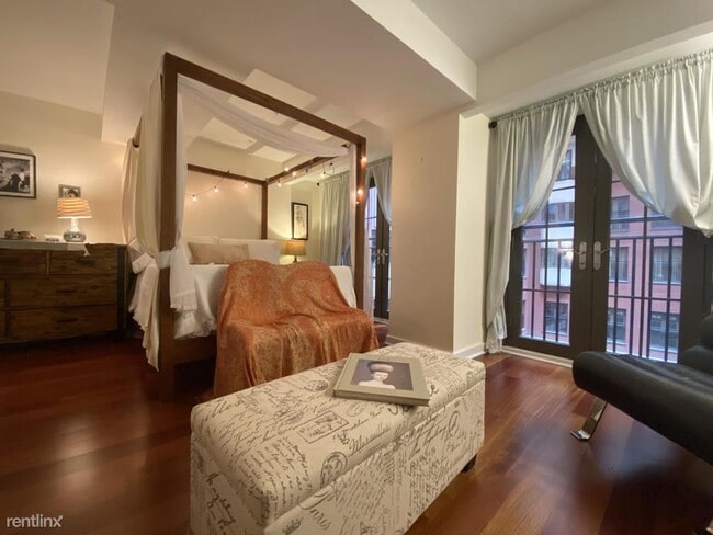 Foto del edificio - 225 S 18th St