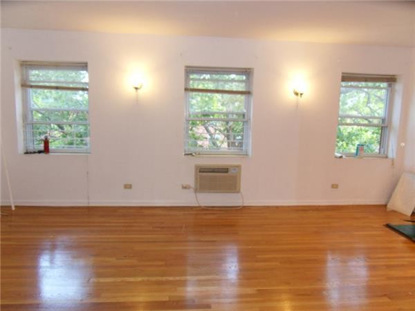 Building Photo - 7 Lefferts Pl