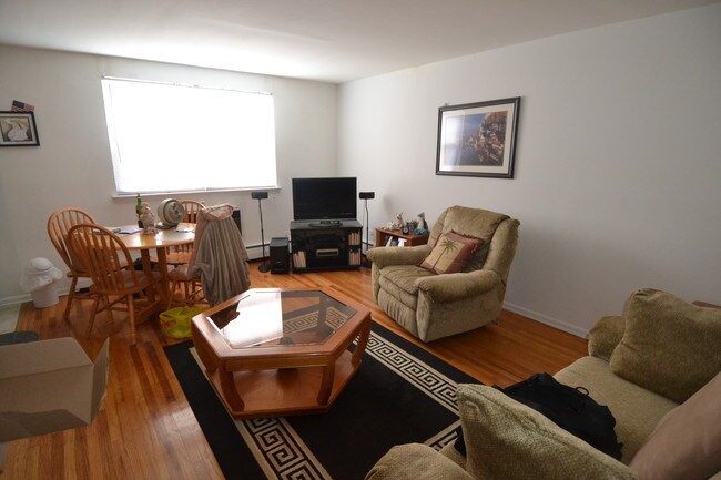 Foto del edificio - 2619 S 19th St