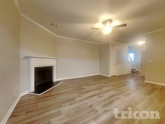 Building Photo - 222 Southwind Ln