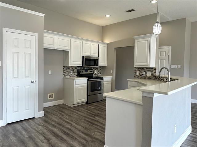 Building Photo - 3773 Regency Cir