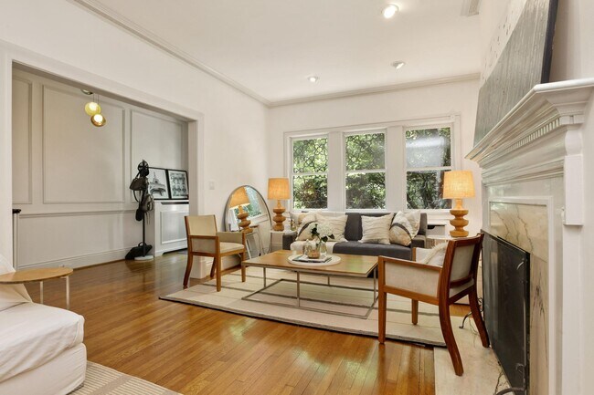 Foto del edificio - 2023 Belmont Rd NW