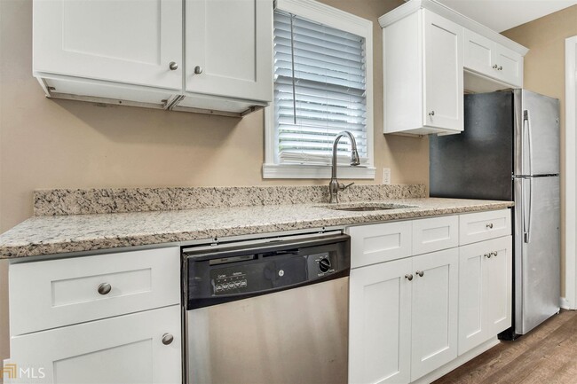 Foto del edificio - 5219 Maple Valley Rd SW