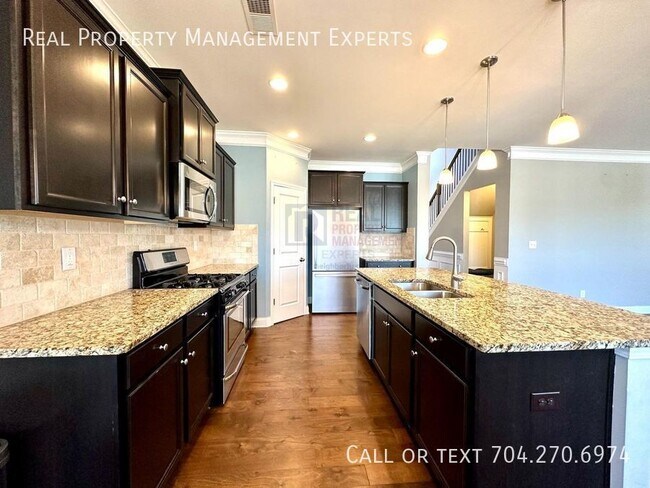 Foto del edificio - Beautiful 5BR/3BA in Bridgewater at Sherri...