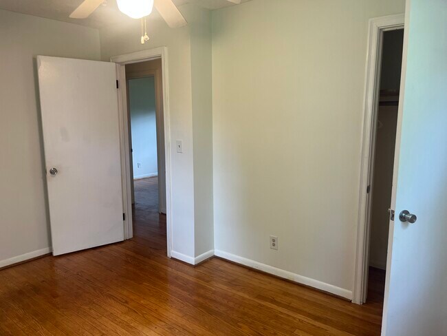 Building Photo - 119 Stribling Ave