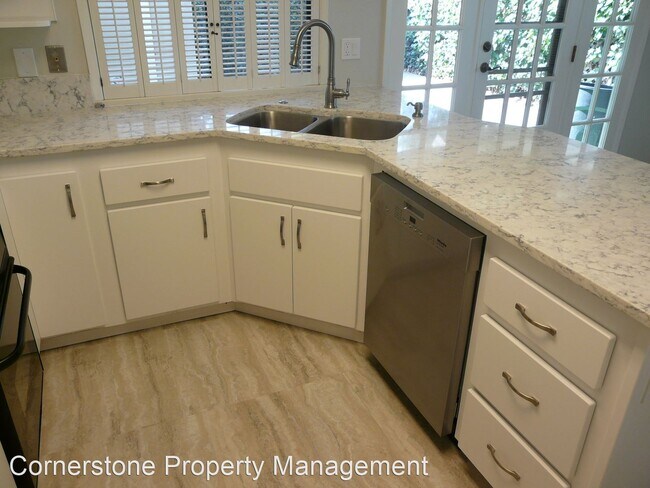 Foto del edificio - 2 br, 2 bath House - 1489 Triborough Ln