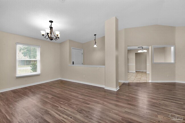 Foto del edificio - 9033 Bluebay Ln