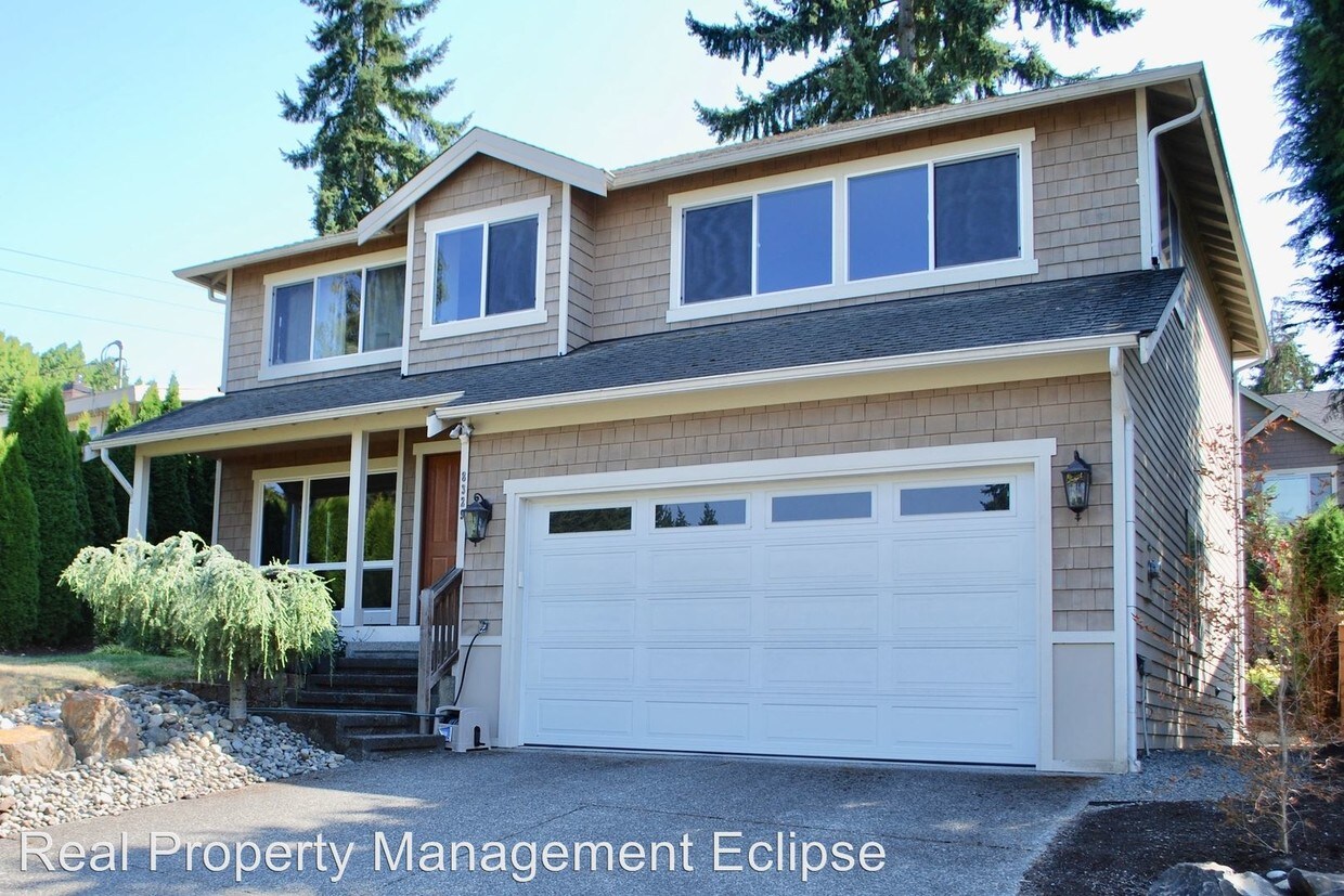 Primary Photo - 8329 NE 161st Pl