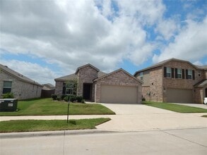 Building Photo - 4633 Benham Dr