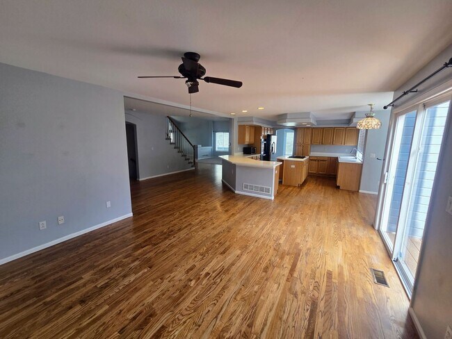 Building Photo - Beautiful Highlands Ranch Home with Finished Basement & 3-Car Garage!
