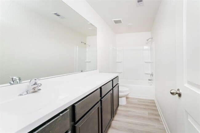 Building Photo - 22079 Ellison Dr
