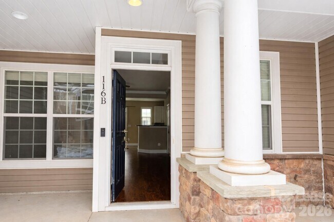 Foto del edificio - 116 Morning Mist Ln