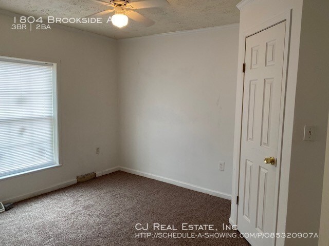 Building Photo - 1804 S Brookside Ave