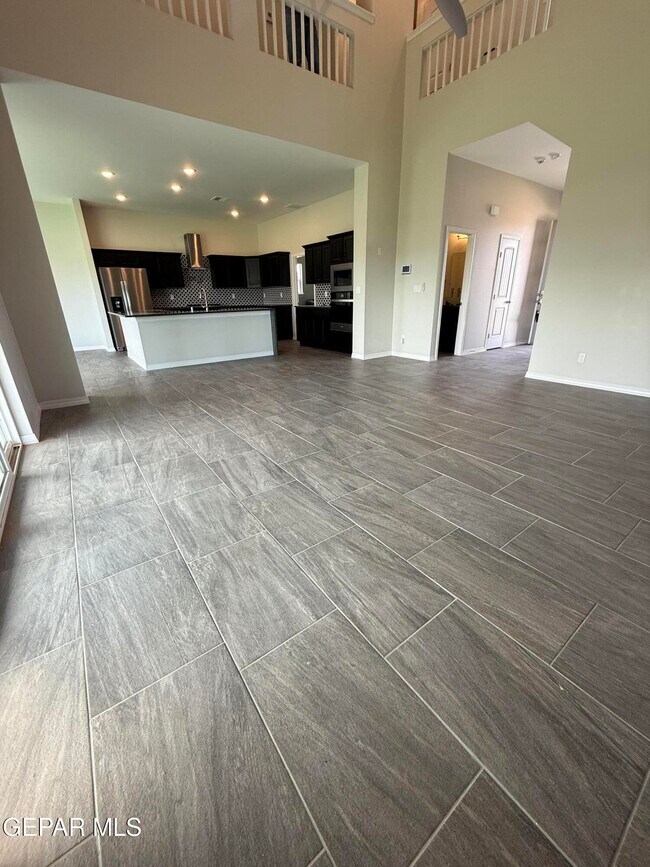 Building Photo - 7412 Rio Rimac Dr