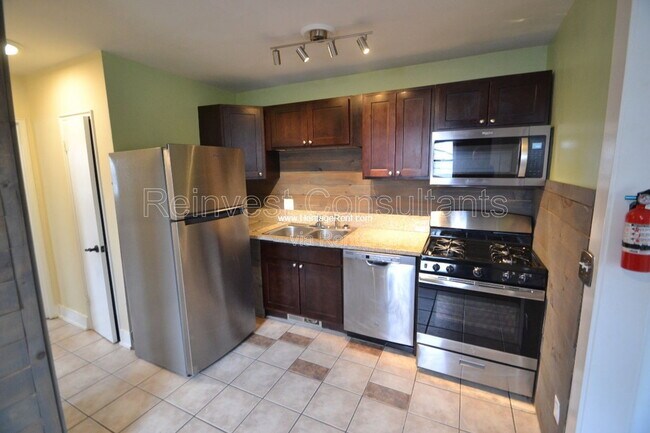 Photo - 6941 Mulberry St Apartment
