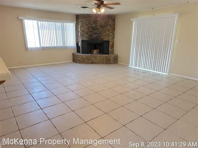 Building Photo - 3 br, 2 bath House - 5072 Morris St