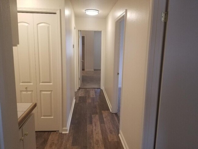 Foto del edificio - 2085 Severn Dr