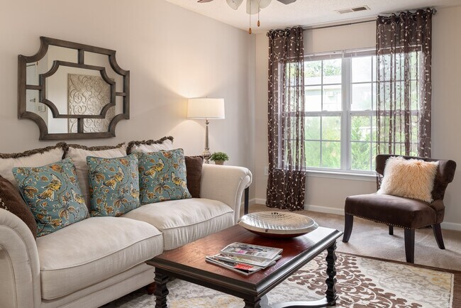 Foto del edificio - 2275 N Fayetteville St