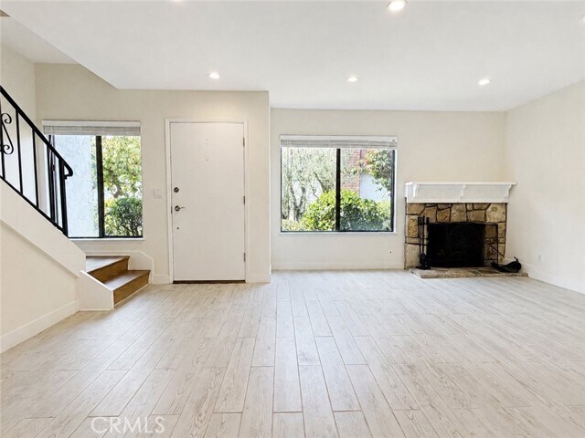 Foto del edificio - 27943 Ridgebrook Ct