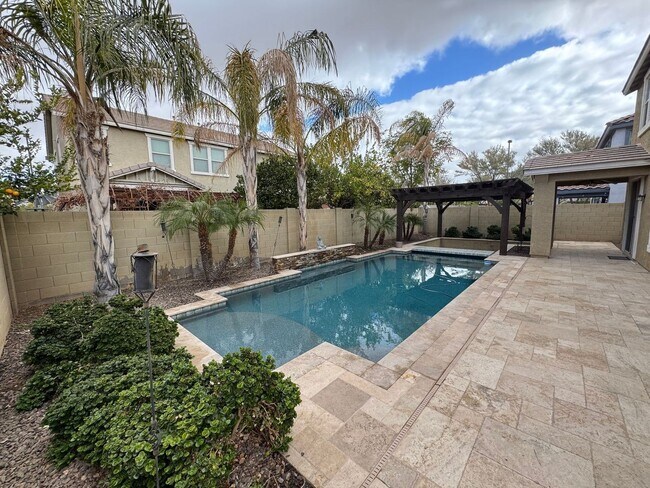Foto del edificio - Beautiful 4 Bedroom - 2.5 Bath with Lots of Bonuses - Gilbert