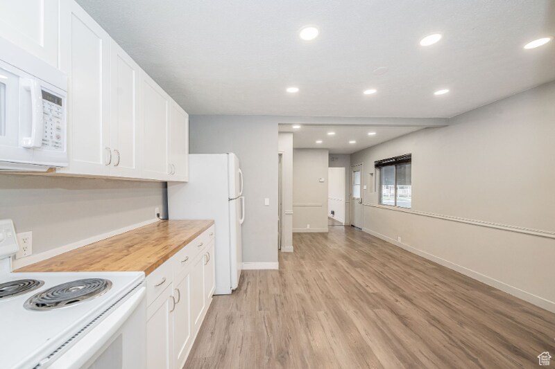Foto principal - 561 N Beverly Ave