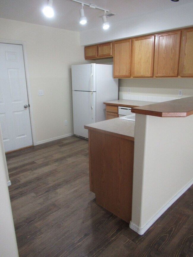 Foto del edificio - Townhome in CDA!